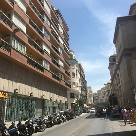 Apto Puerta Real Centro 1 דירה